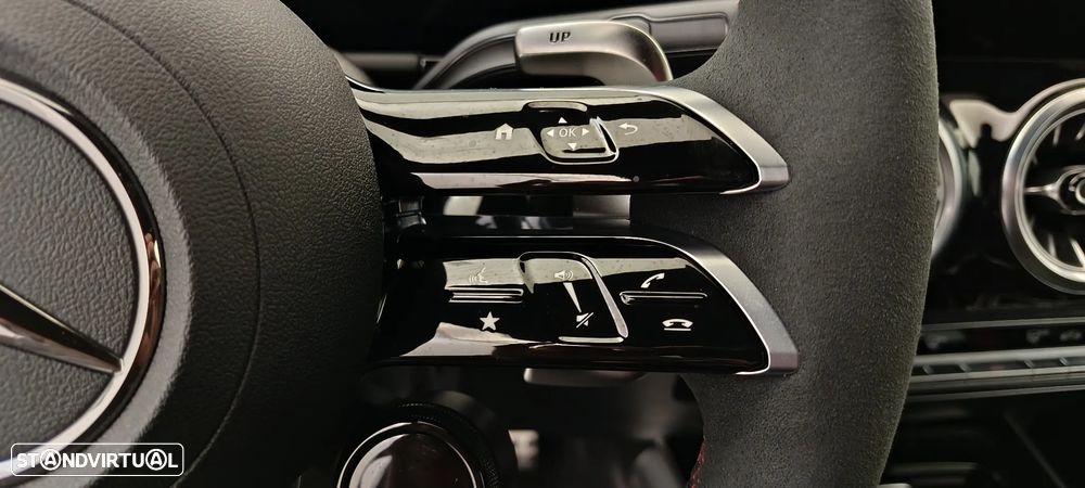 Mercedes-Benz GLA 35 AMG 4Matic - 23