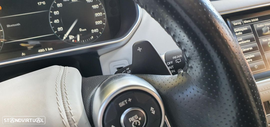 Land Rover Range Rover Sport - 33