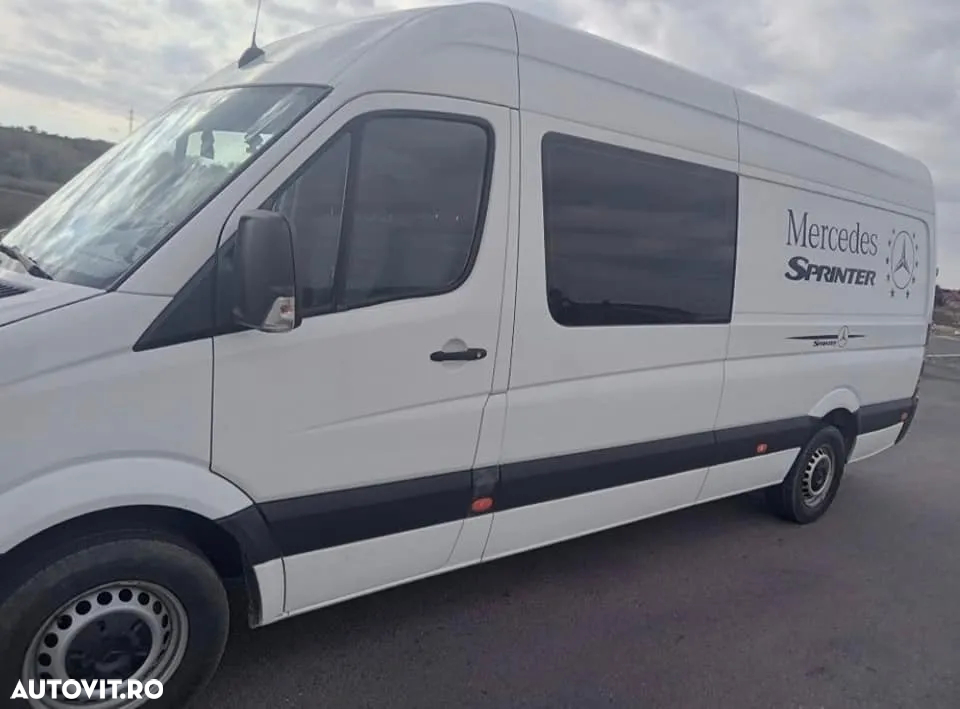 Mercedes-Benz Sprinter - 2