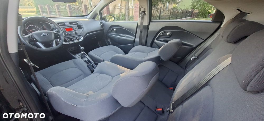 Kia Rio 1.2 Attract - 20