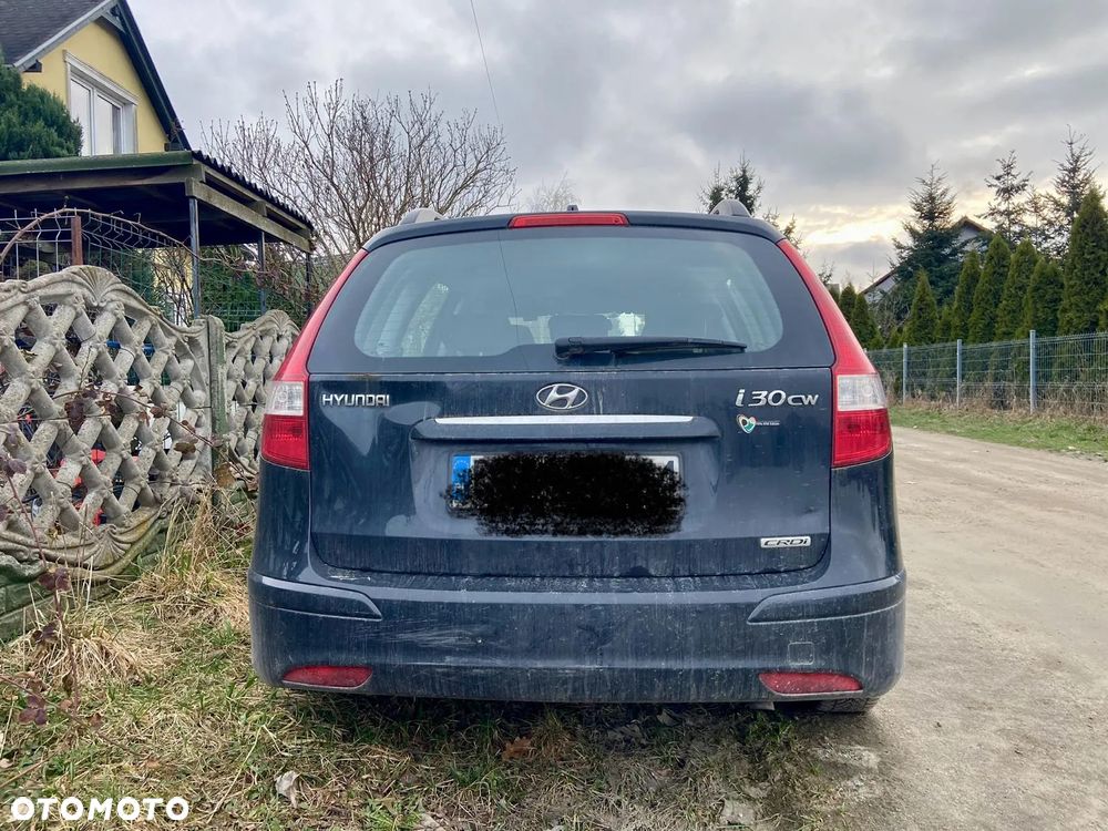 Hyundai i30 i30cw 1.6 CRDi na czesci - 2