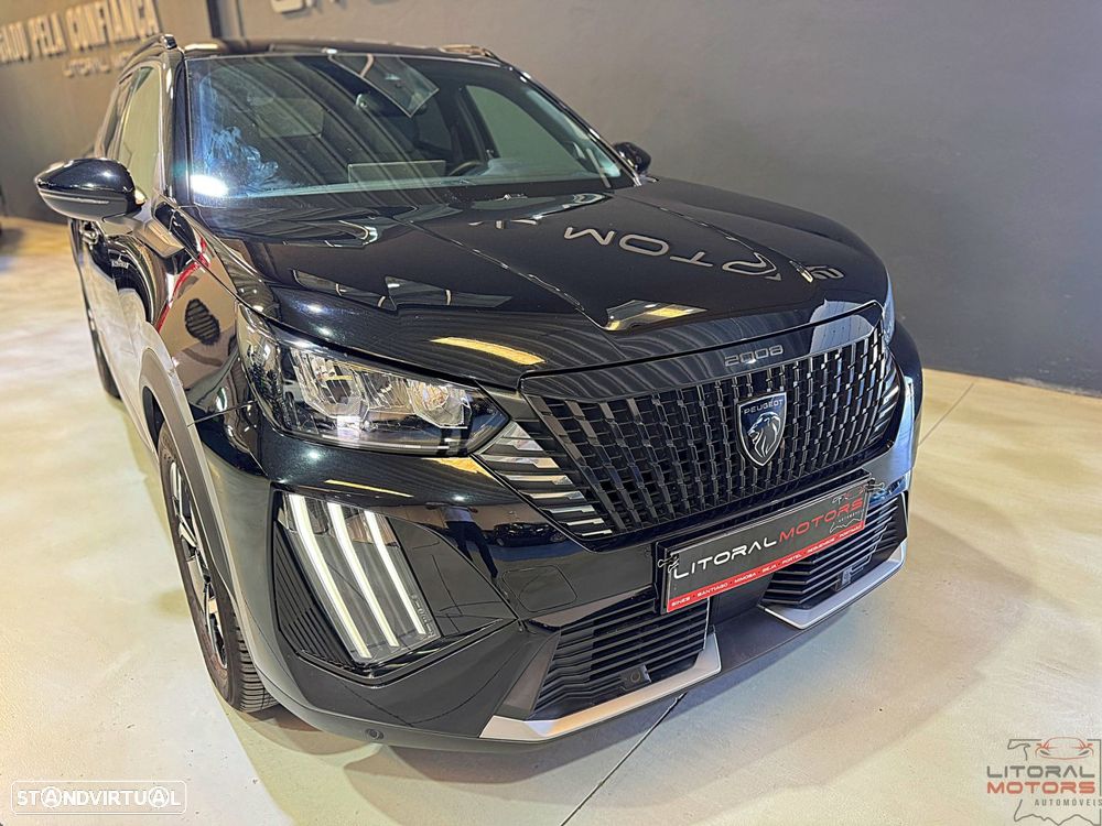 Peugeot 2008 1.2 PureTech Allure - 4