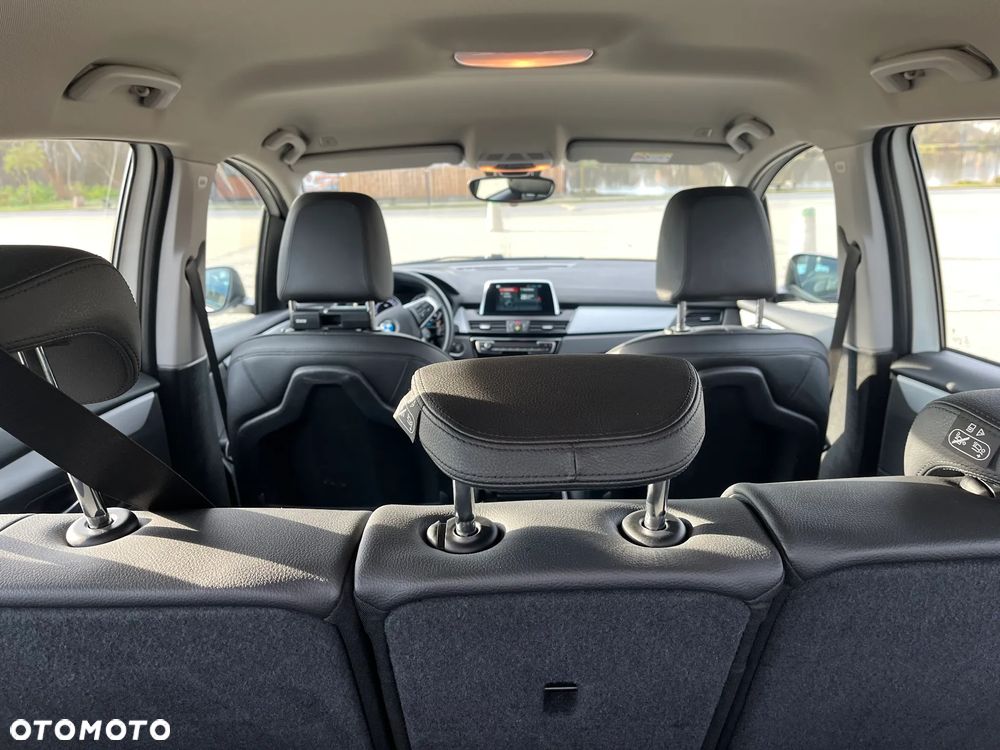 BMW Seria 2 218d GT Advantage - 29