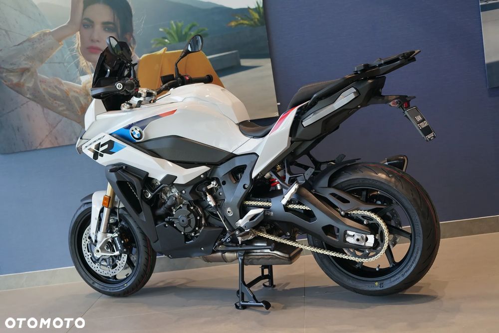 BMW XR - 7