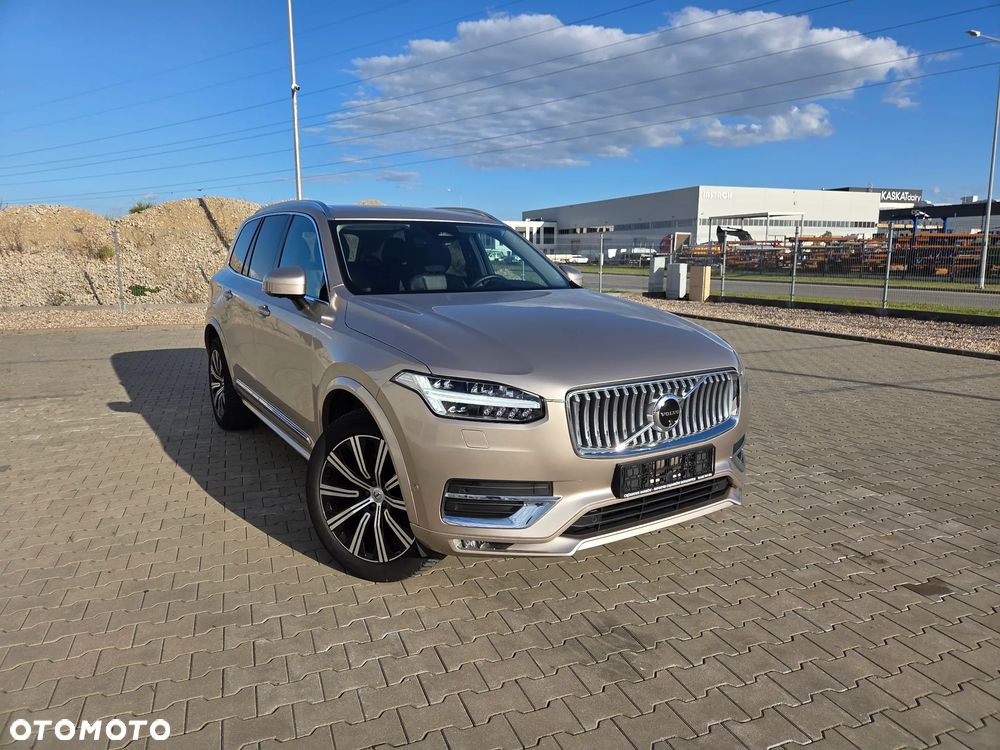 Volvo XC 90 B5 D AWD Plus Bright - 32