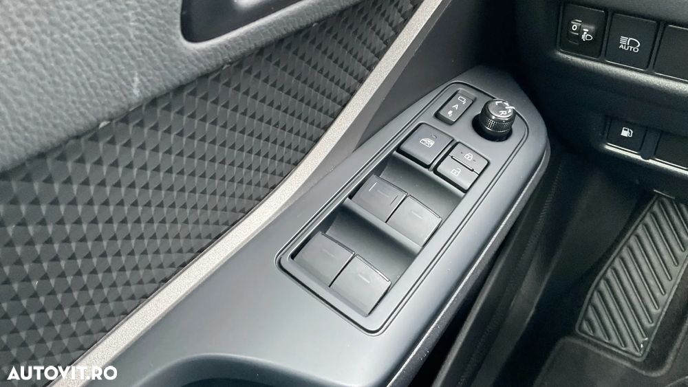 Toyota C-HR 1.8 HSD 122 CP 4x2 CVT Core - 23