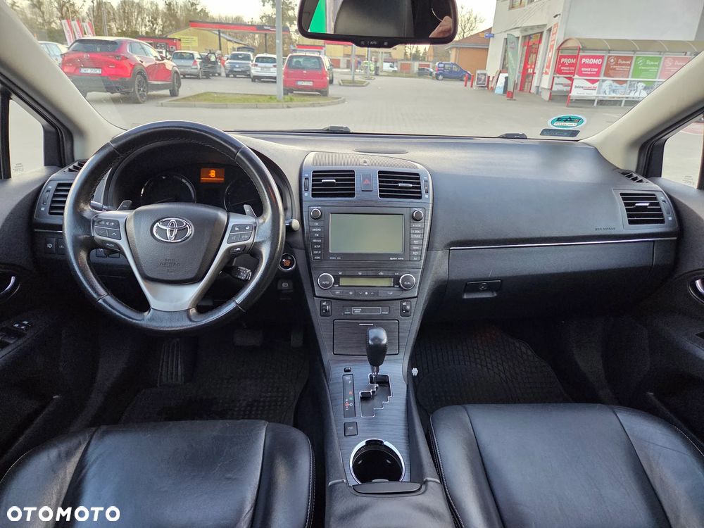 Toyota Avensis 2.2 D-4D Platinium - 13