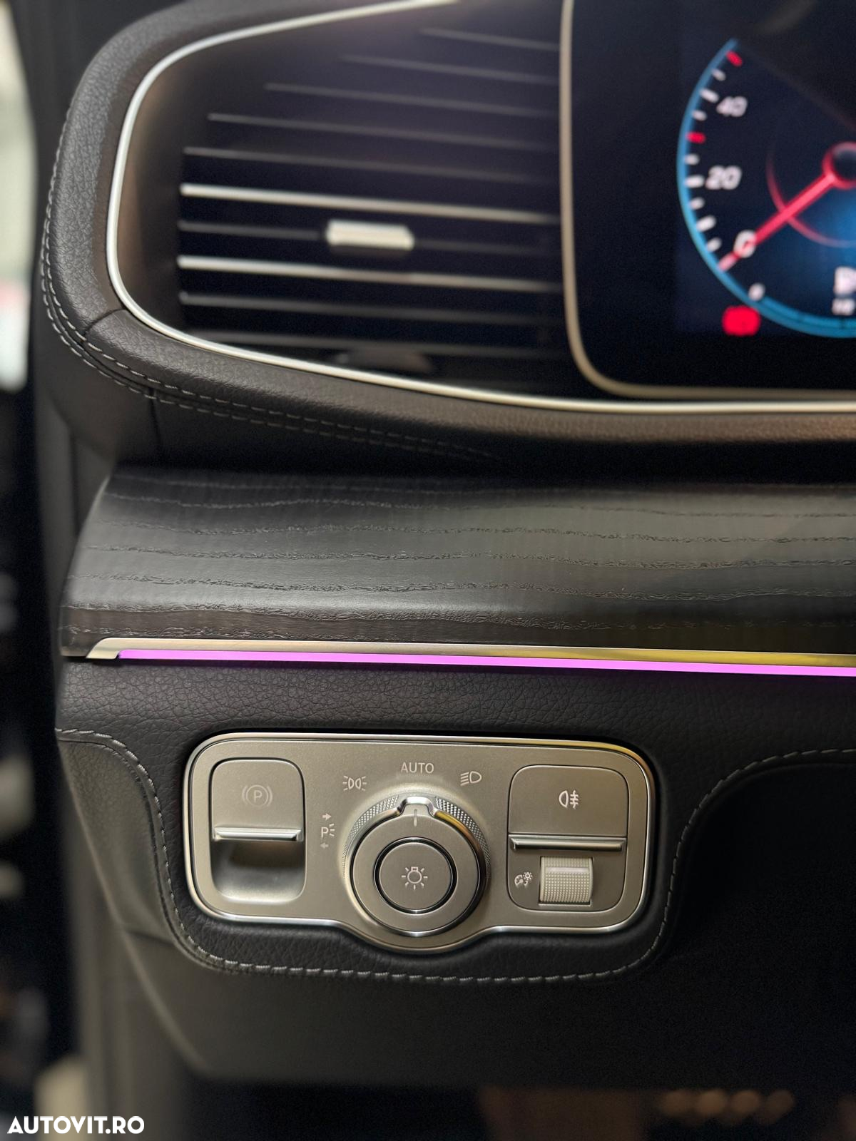 Mercedes-Benz GLE 450 4Matic 9G-TRONIC AMG Line - 38