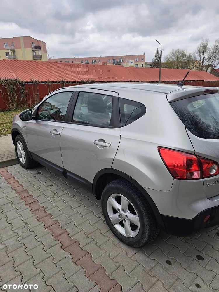 Nissan Qashqai - 10