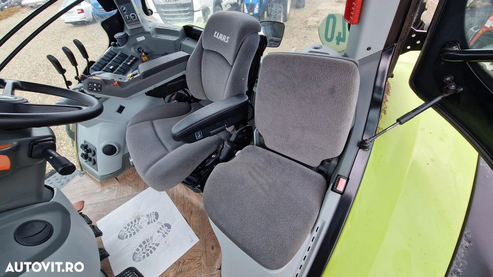 Claas AXION 810 - 27