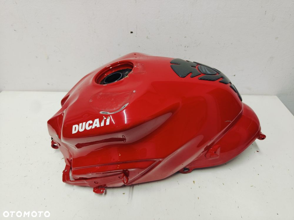 Zbiornik Ducati Super Sport 950