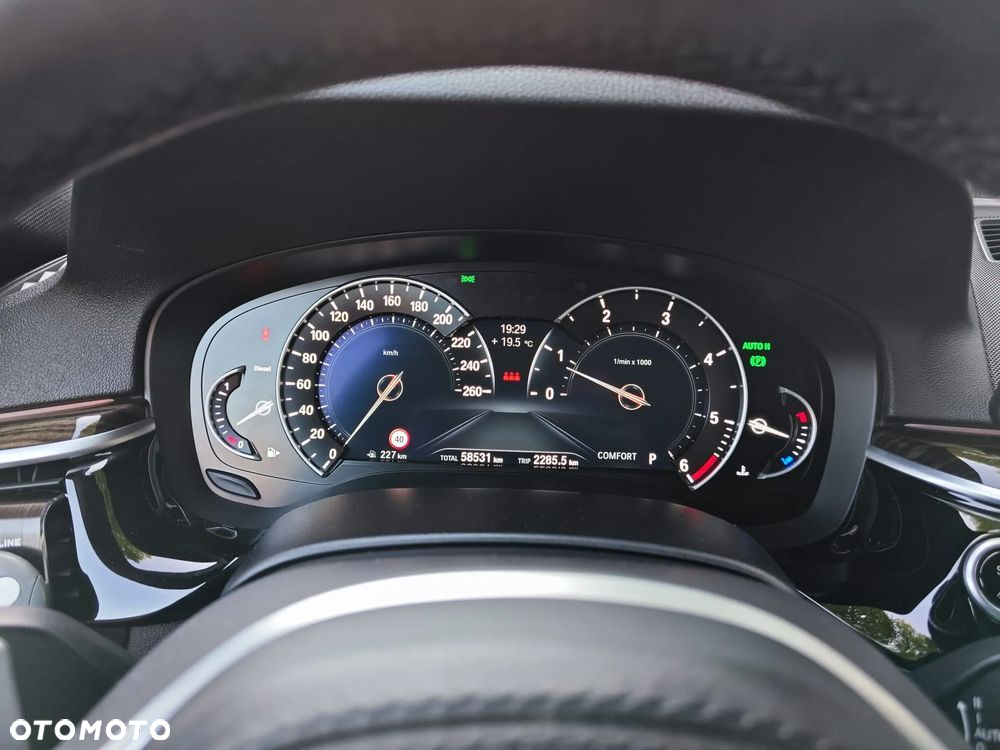 BMW Seria 5 520d M Sport - 20