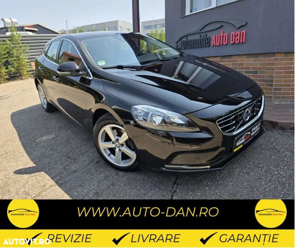 Volvo V40 D2 DRIVe Momentum - 1