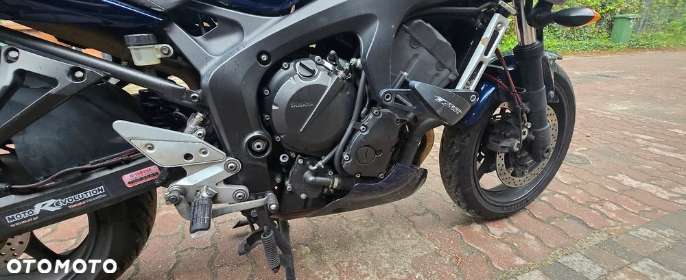 Yamaha FZ6 - 28