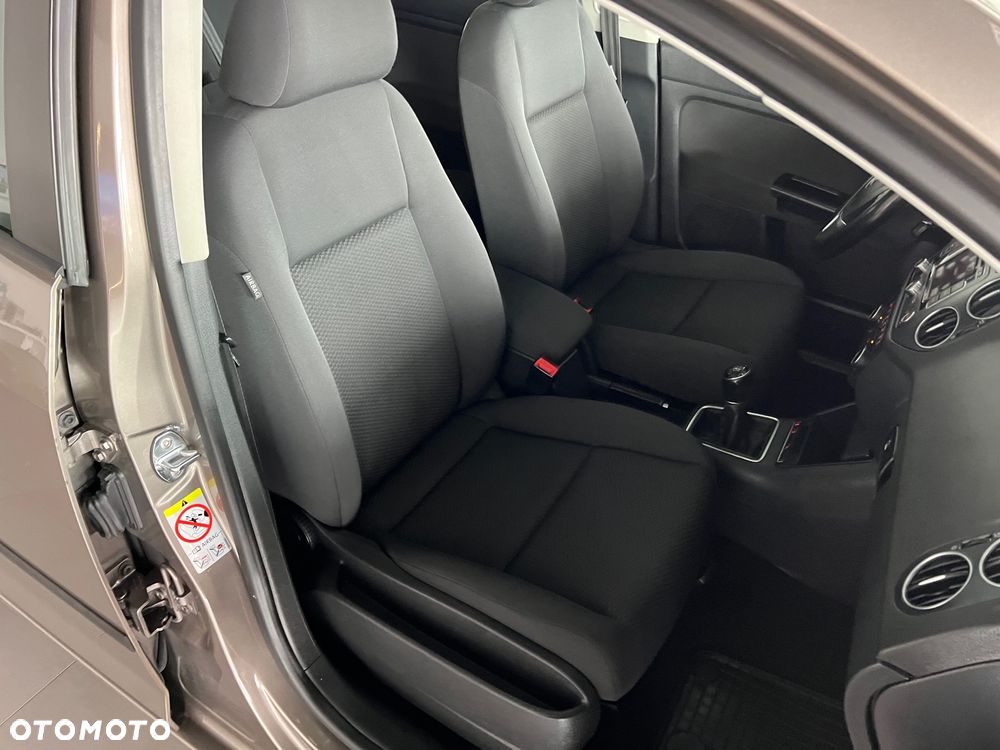 Volkswagen Golf Plus - 35