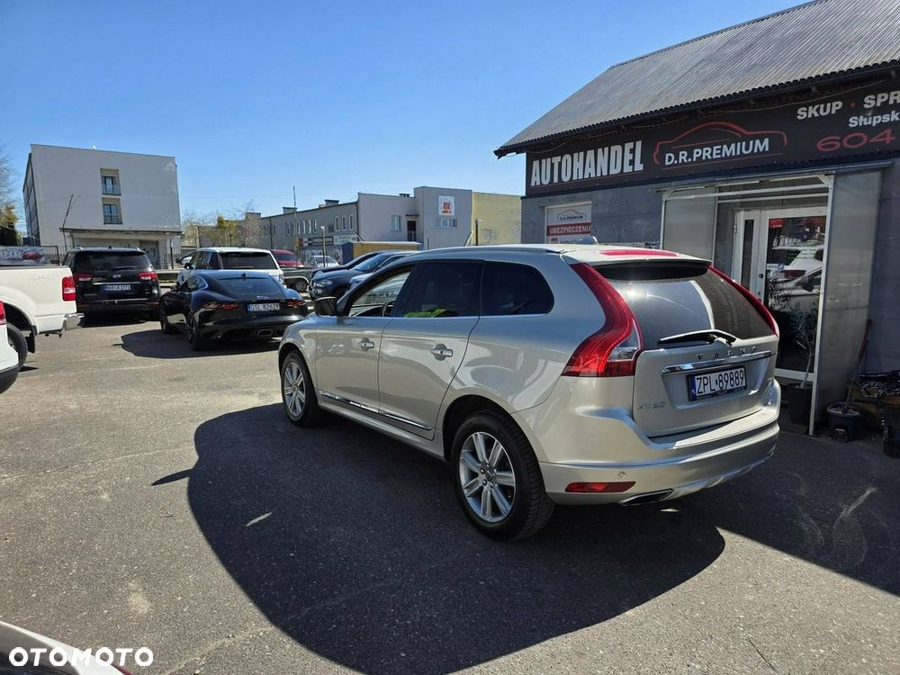 Volvo XC 60 T5 Geartronic Kinetic - 4