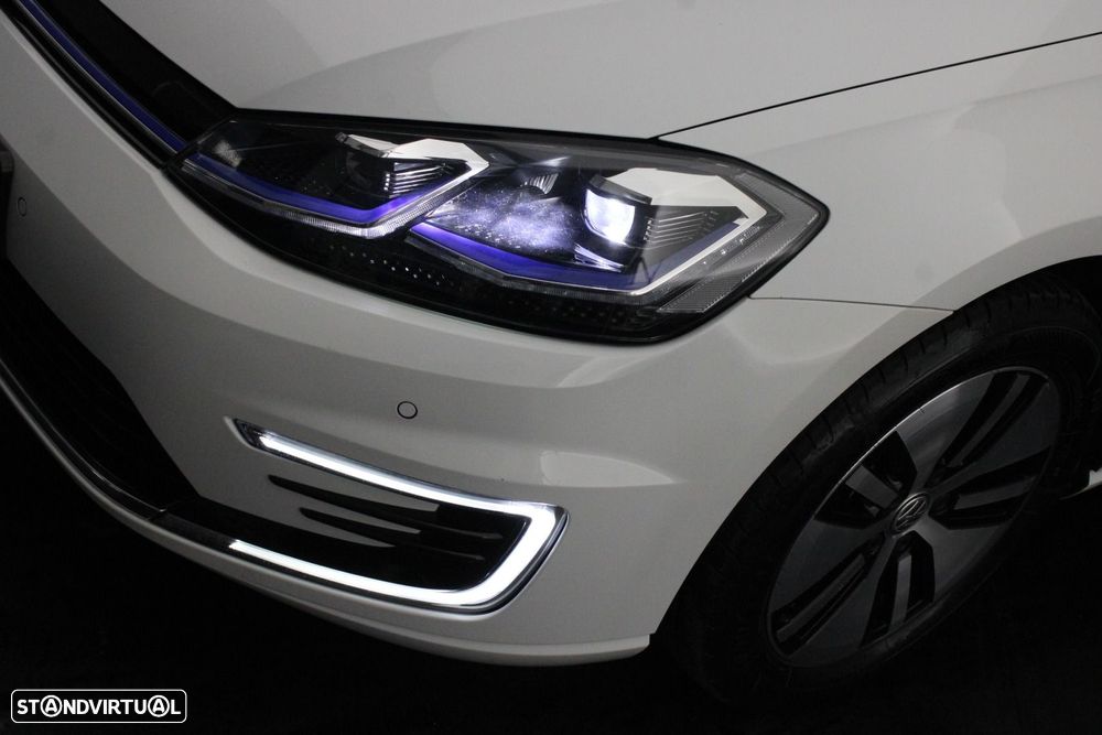 VW e-Golf AC/DC - 36