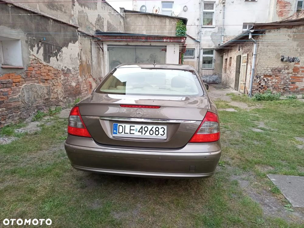 Mercedes-Benz Klasa E - 8