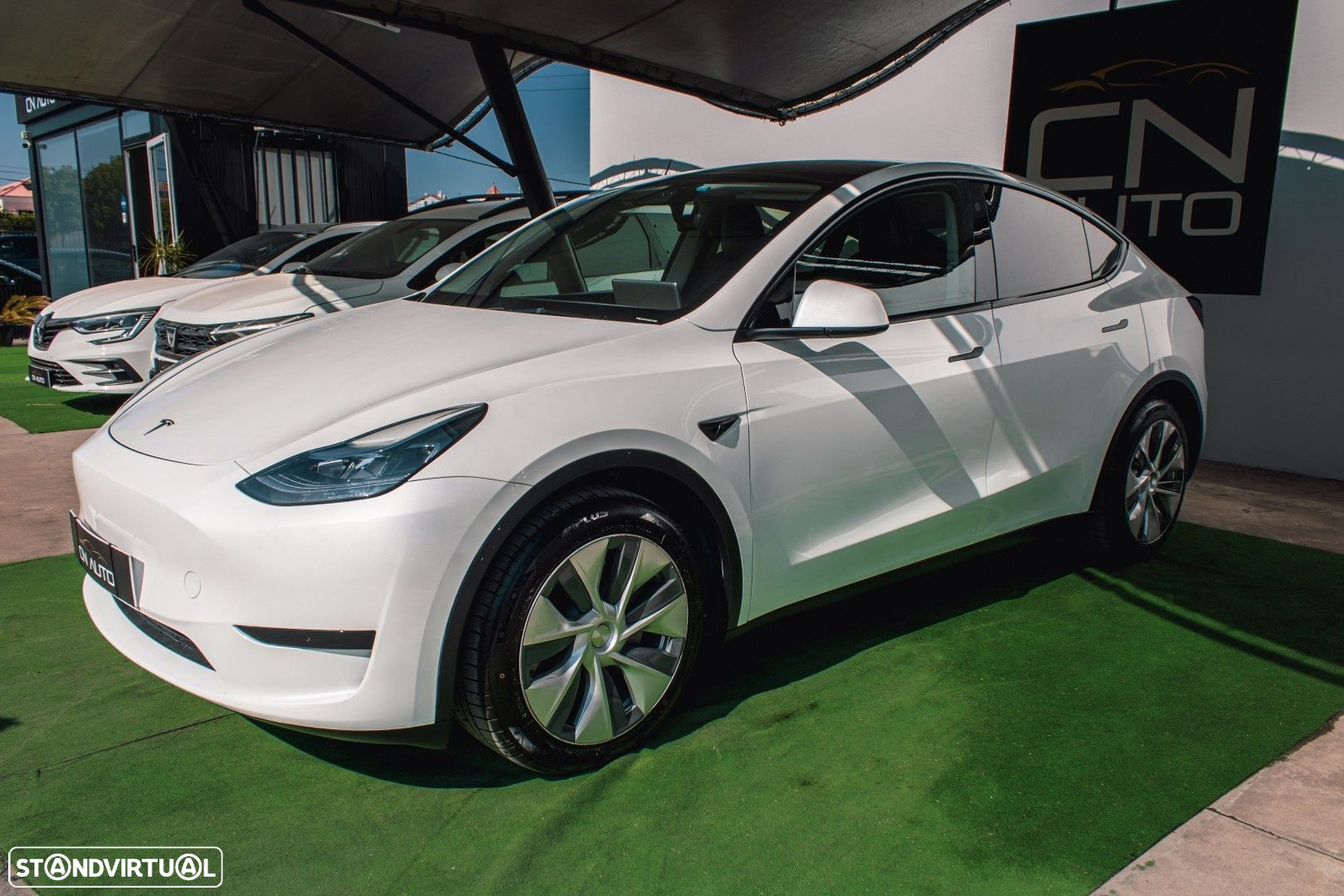 Tesla Model Y Long Range Dual Motor AWD - 10