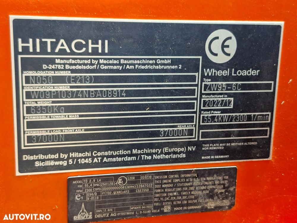 Hitachi ZW95-6C  4x4 - 13