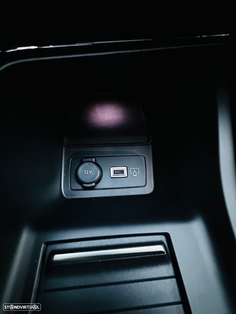 Peugeot 308 1.6 Hybrid GT e-EAT8 - 17