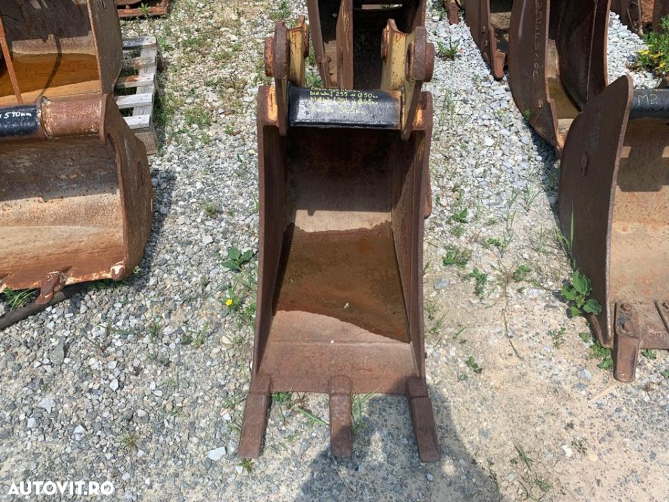 Cupa buldoexcavator Caterpillar - 7