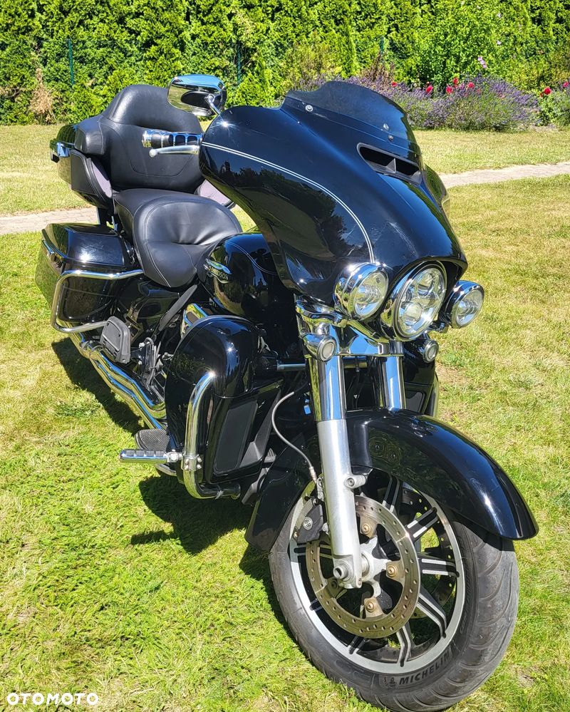 Harley-Davidson FLHTCU Ultra