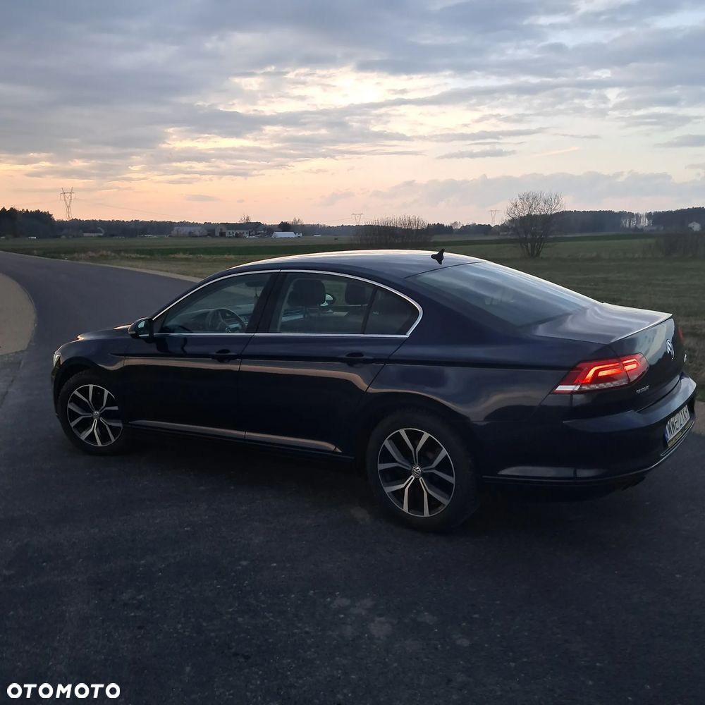 Volkswagen Passat 1.8 TSI BMT Comfortline - 13