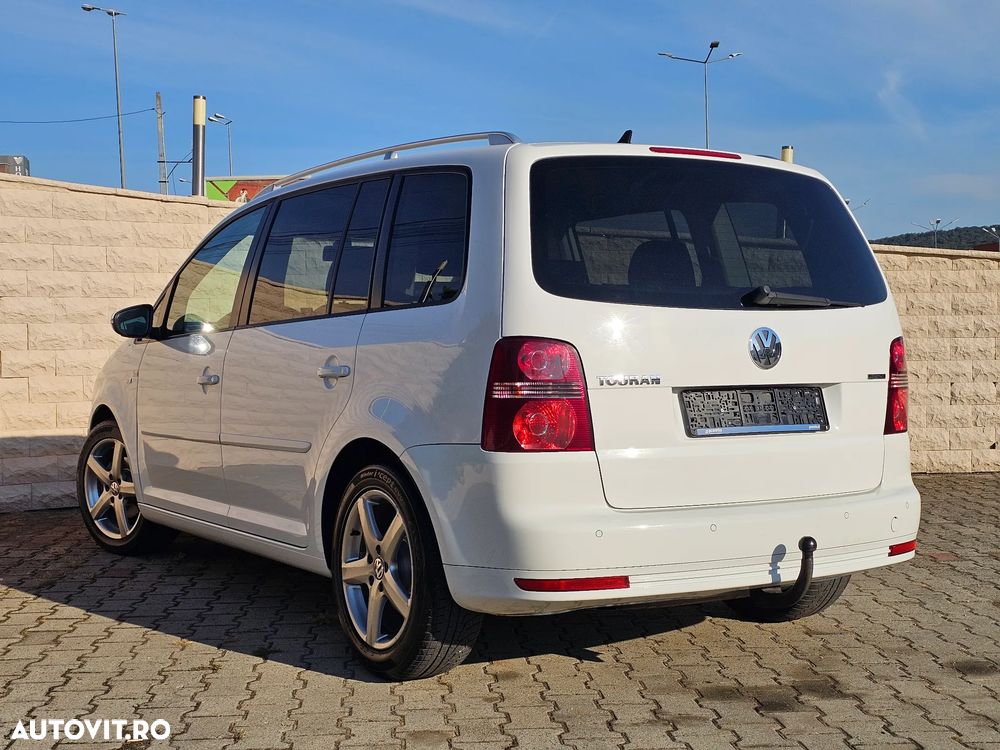 Volkswagen Touran 1.4 TSI DSG R-Line Edition - 4