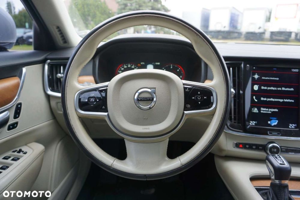 Volvo V90 D5 AWD Inscription - 17