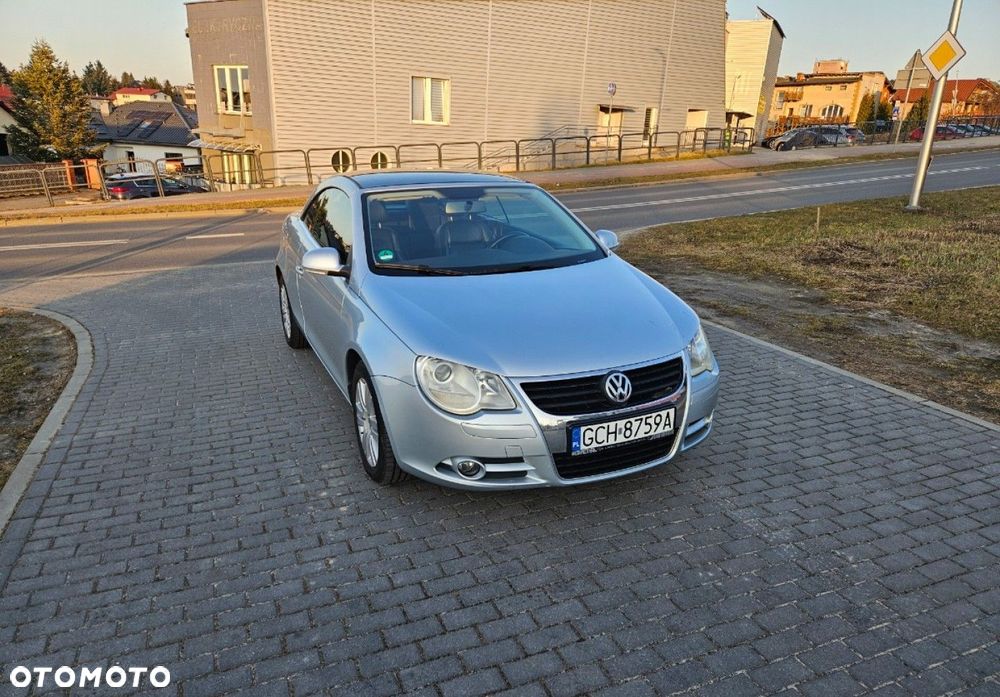 Volkswagen Eos - 1