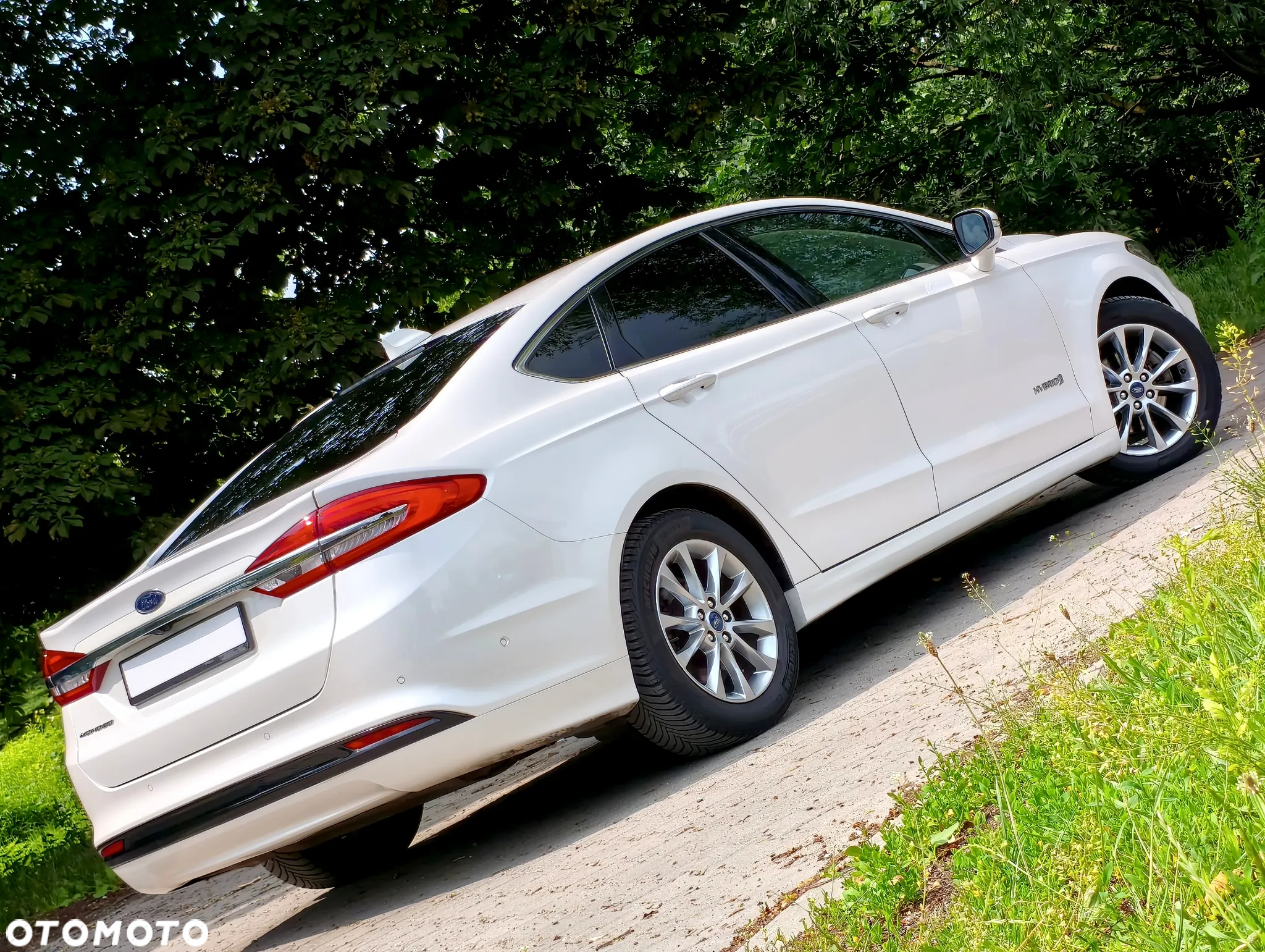 Ford Mondeo - 38