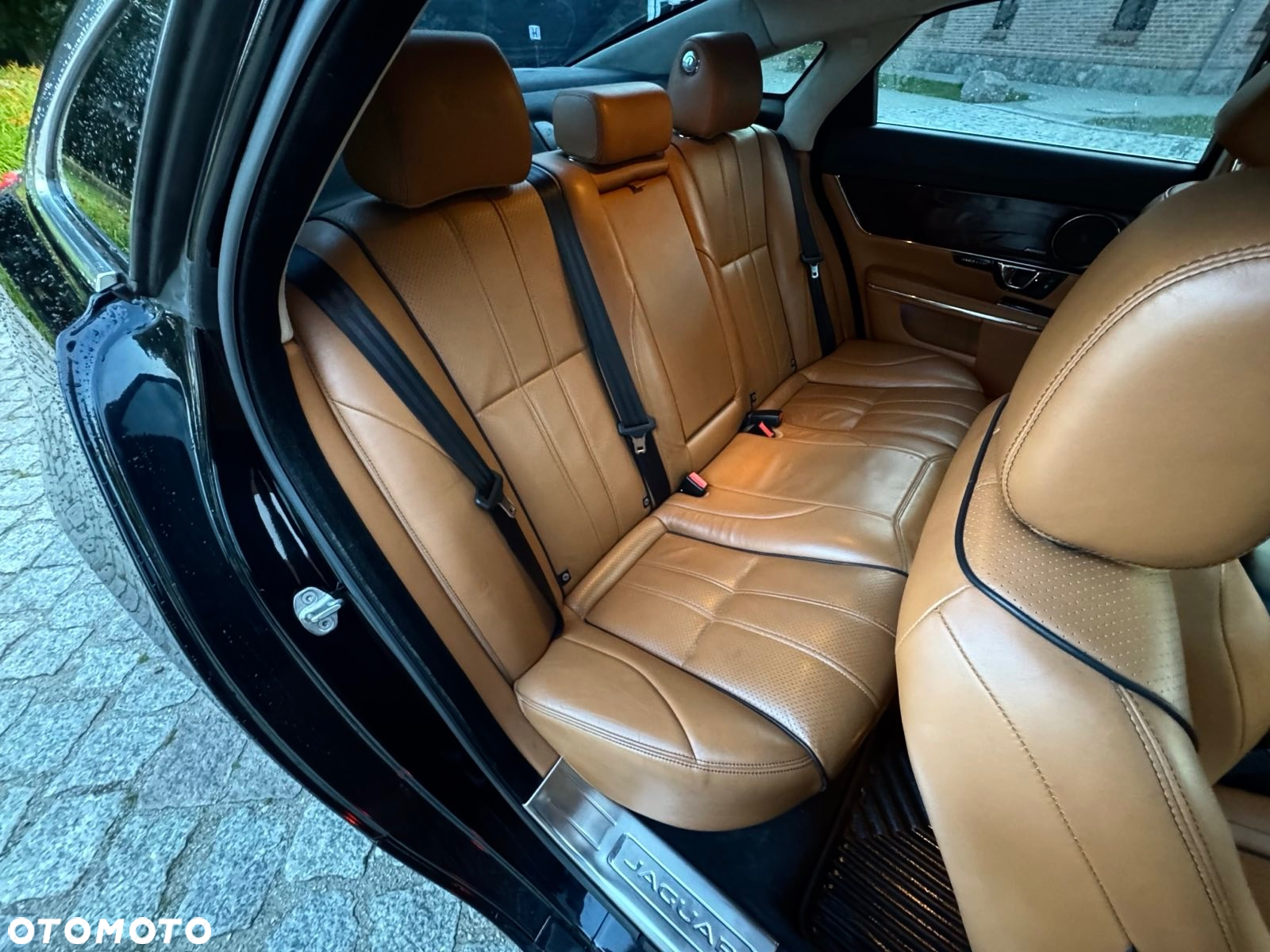 Jaguar XJ 3.0 T AWD LWB Portfolio - 9