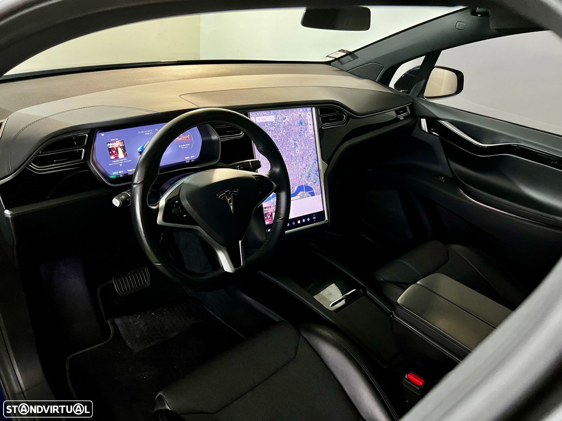 Tesla Model X 75D - 18
