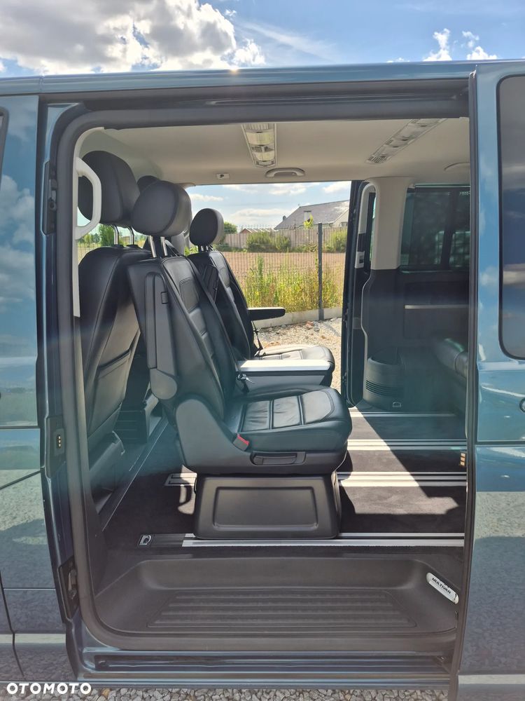 Volkswagen Multivan 2.0 TDI L1 Highline DSG - 23