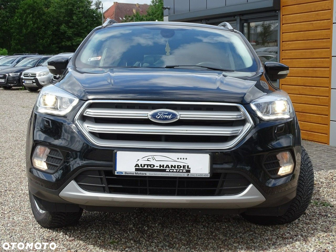 Ford Kuga 1.5 EcoBoost 2x4 Black & Silver - 2
