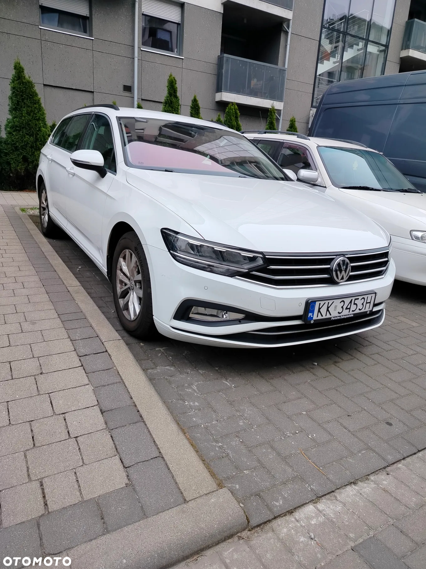 Volkswagen Passat - 2