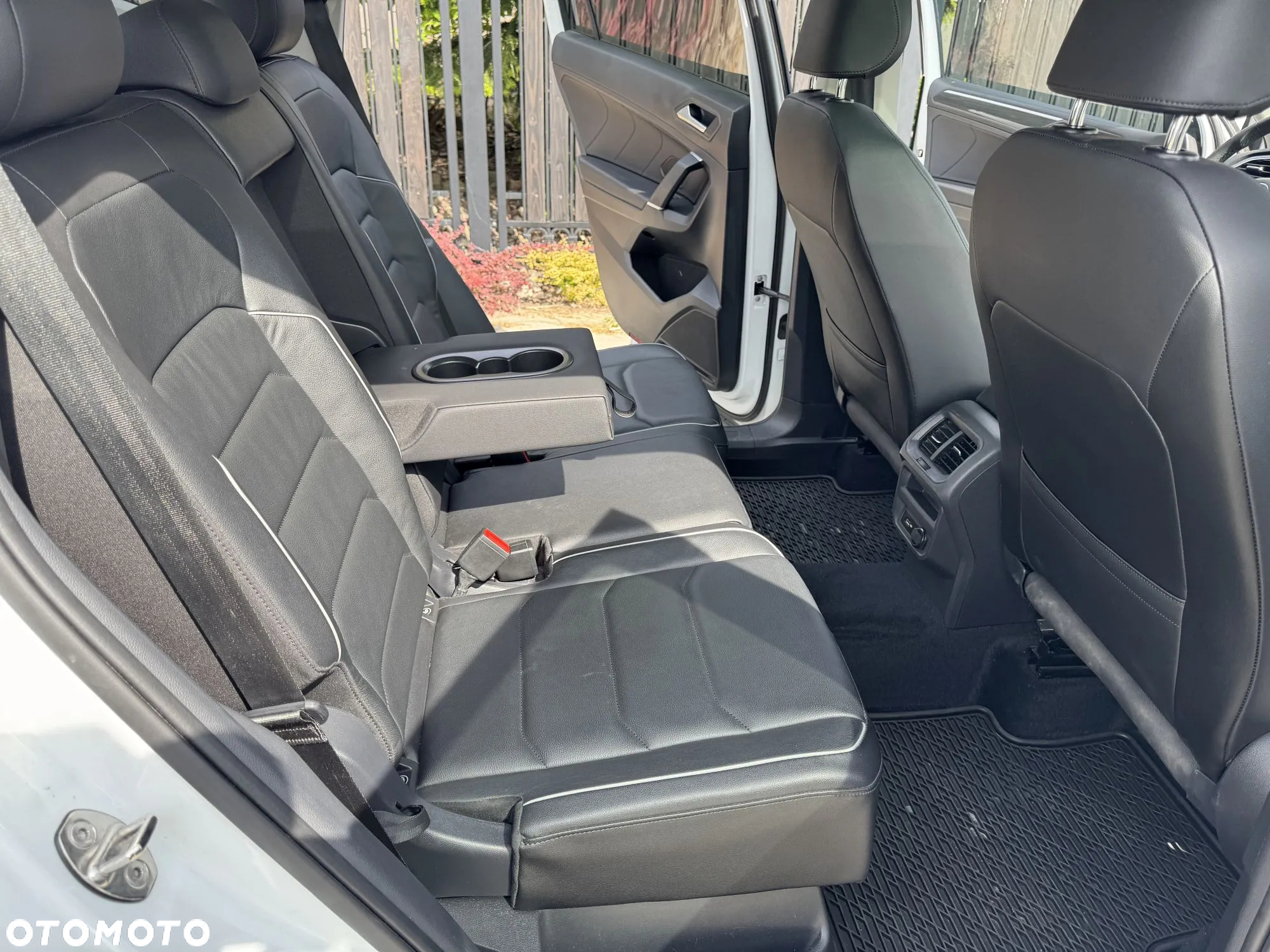 Volkswagen Tiguan 2.0 TSI 4Mot Highline DSG - 17