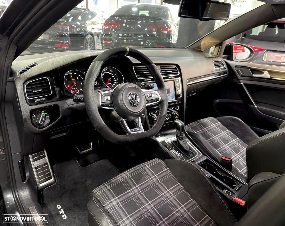 VW Golf 2.0 TDI GTD DSG - 30