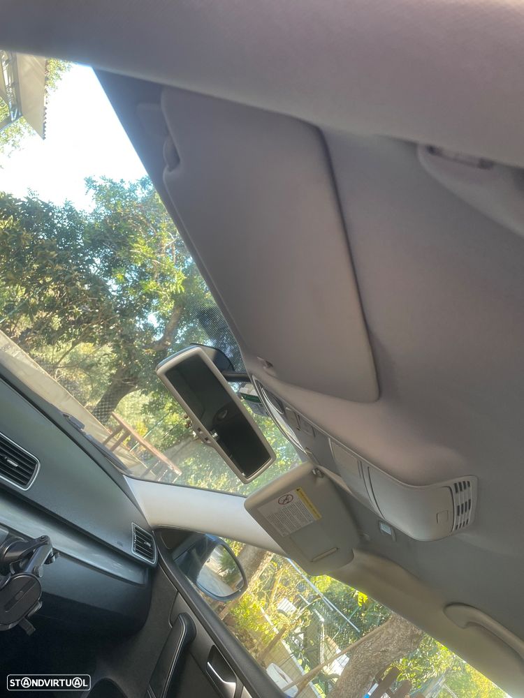 VW Passat Variant 1.6 TDI BlueMotion Comfortline - 30
