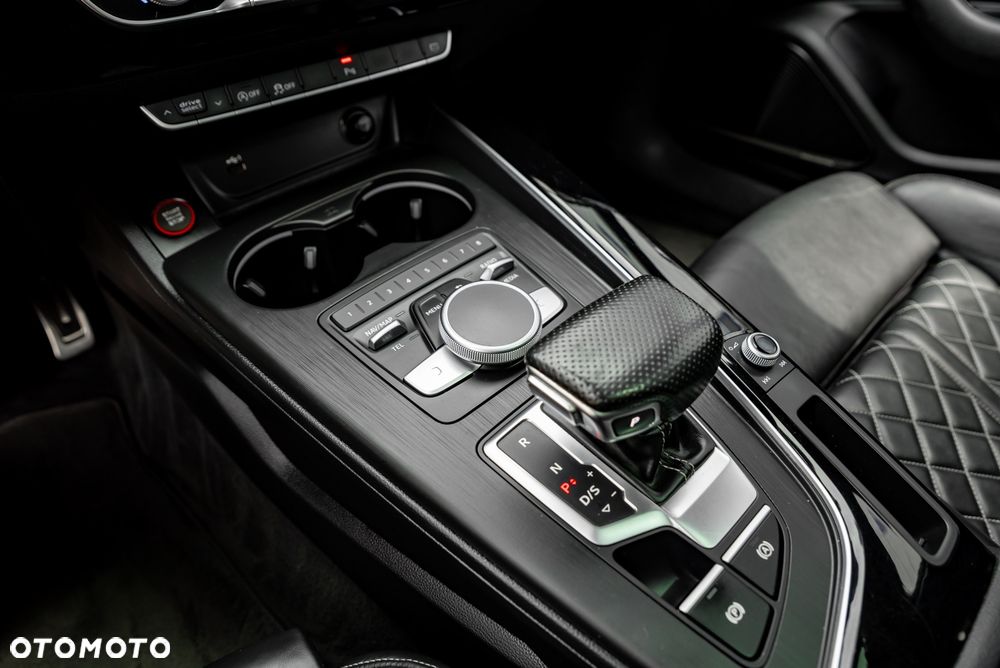 Audi A4 Avant 2.0 TFSI quattro S tronic sport - 30