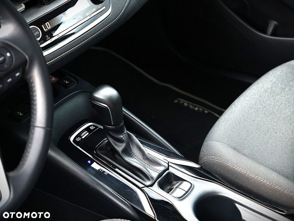 Toyota Corolla 1.8 Hybrid Comfort - 12