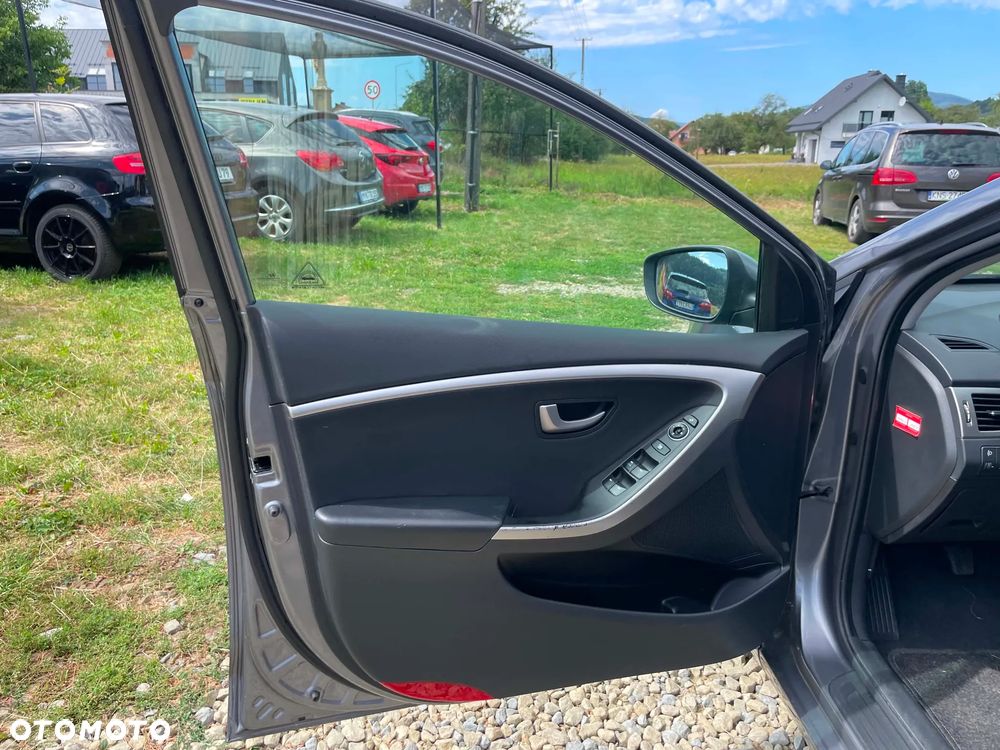 Hyundai i30 1.4 CRDi Trend - 16