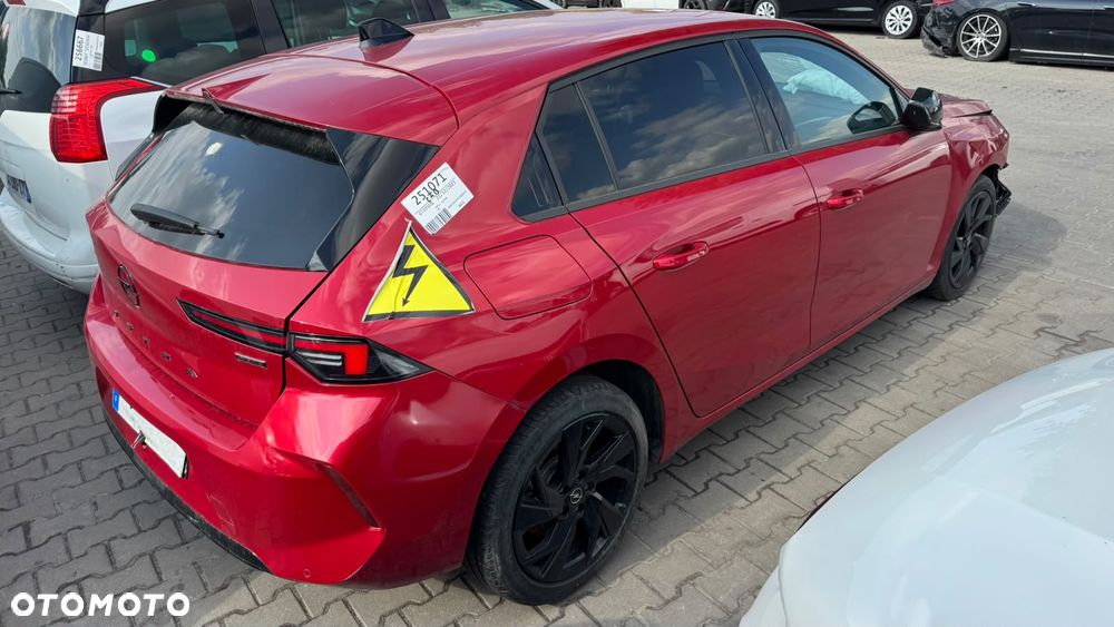 Opel Astra 1.6 T Plug-in Hybrid Ultimate - 4