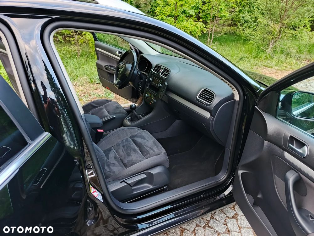Volkswagen Golf 2.0 TDI DPF Highline - 20