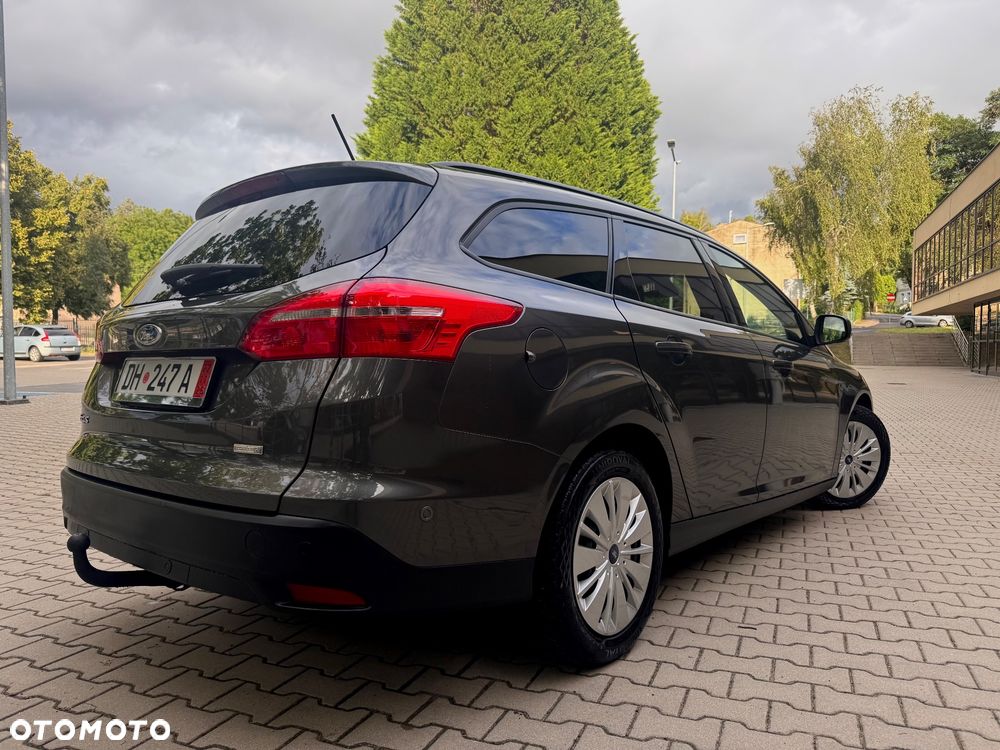 Ford Focus 1.0 EcoBoost Start-Stopp-System TITANIUM STYLE - 9