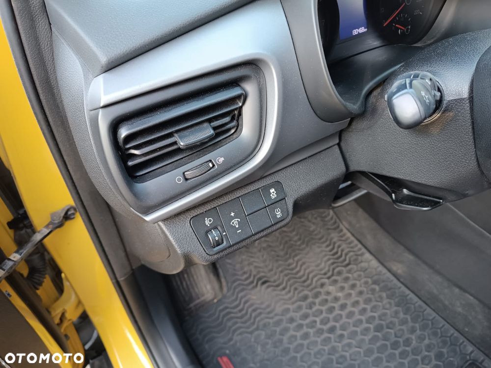 Kia Stonic 1.2 M - 11
