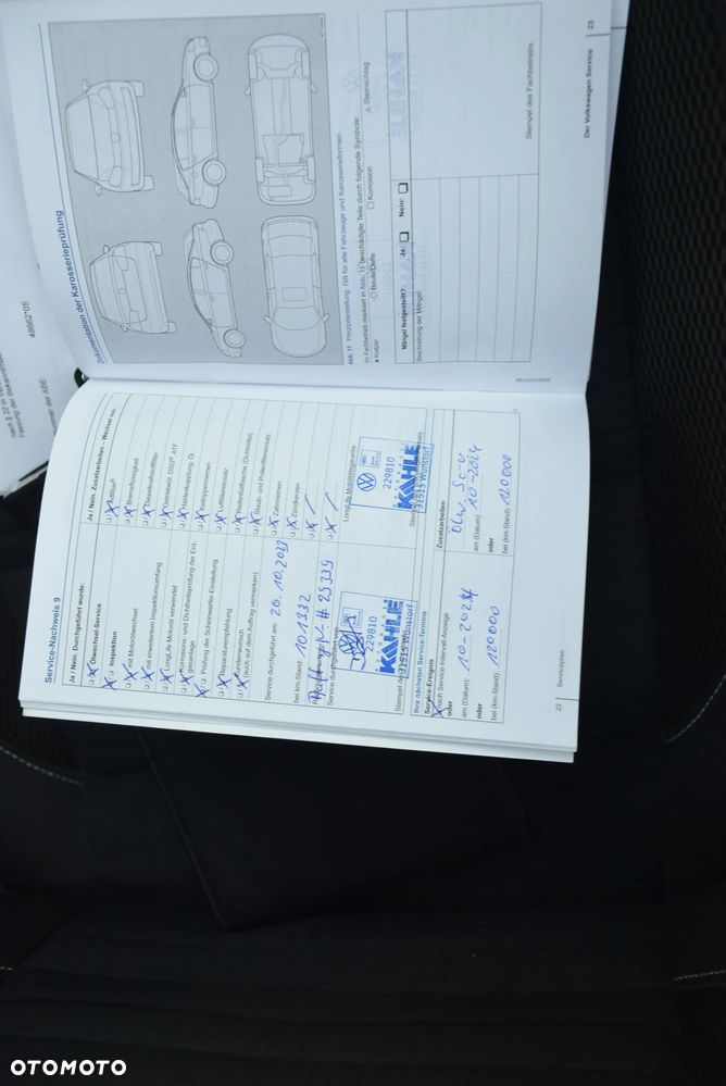 Volkswagen Touran 2.0 TDI DPF BlueMotion Technology DSG Cup - 26