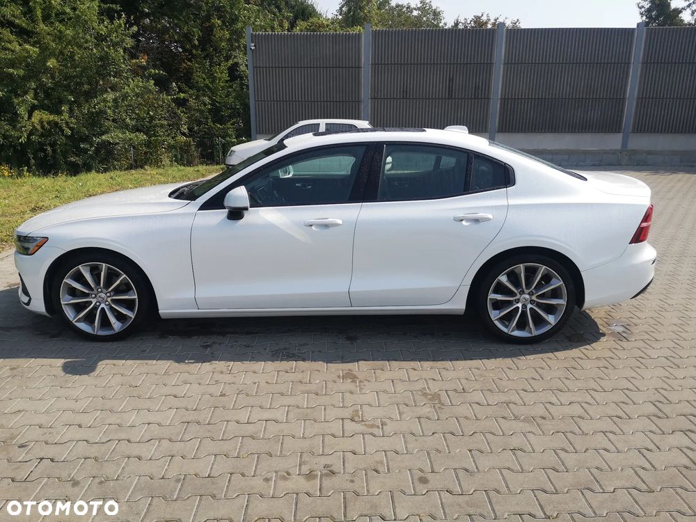 Volvo S60 T5 Momentum Pro - 11