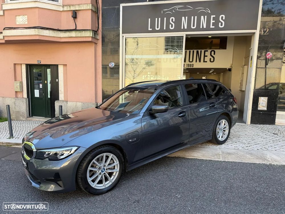 BMW 320 e Line Luxury Auto - 3